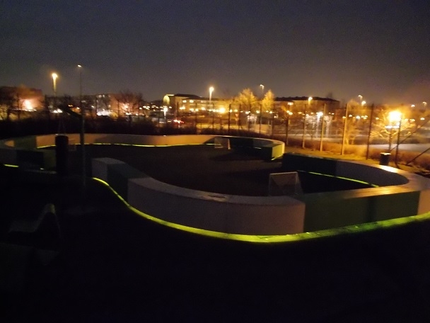 Lars Laj Ο αθλητισμός εξοπλισμός,  χώρος παιχνιδιού