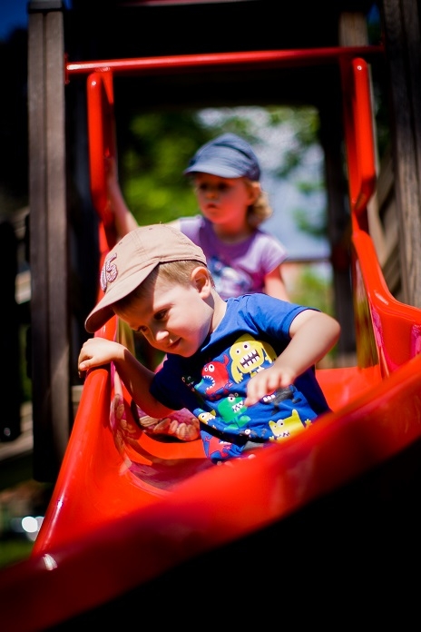 Lars Laj παιδότοπων, Τσουλήθρες