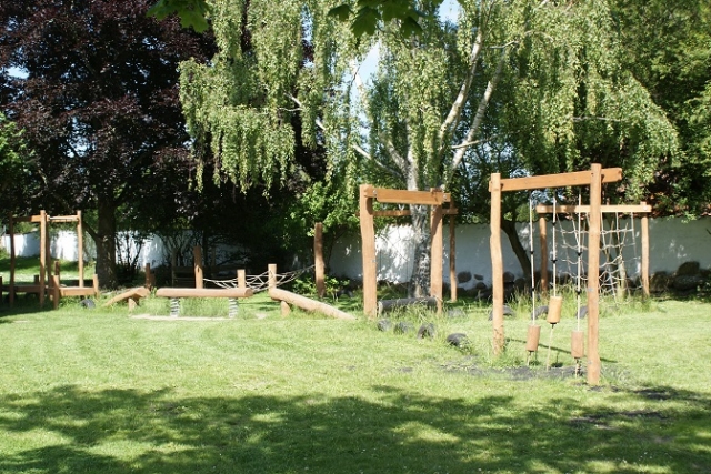 Lars Laj παιδότοπων, μονοπάτια περιπέτειας