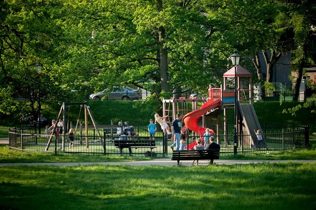 Lars Laj παιδότοπων