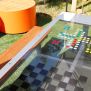 HPL Bench Chess and ludo game με επιφάνεια παιχνιδιού σκακιού και λούντο, ιδανικό για εξωτερικούς χώρους.